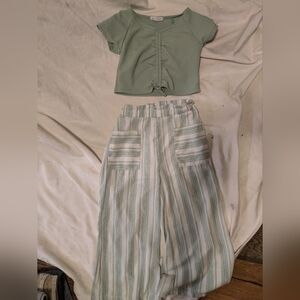 KENSIE GIRL- Sage Crop Top & Wide-leg Trouser- SIZE 7/8